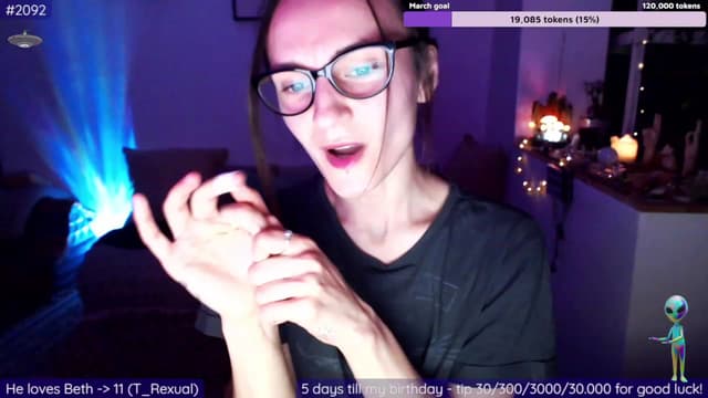 Gallery image thumbnail from Beth_'s myfreecams stream on, 03/20/2023, 24:02 image 4 of 20