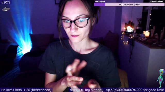 Gallery image thumbnail from Beth_'s myfreecams stream on, 03/20/2023, 24:40 image 4 of 20
