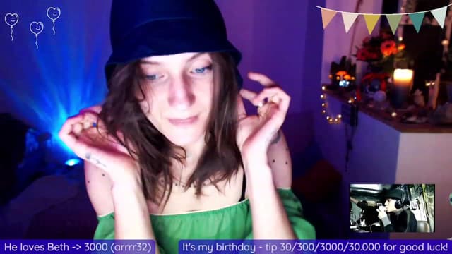 Gallery image thumbnail from Beth_'s myfreecams stream on, 03/25/2023, 01:05 image 14 of 20