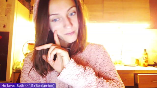 Gallery image thumbnail from Beth_'s myfreecams stream on, 03/29/2023, 23:47 image 1 of 20