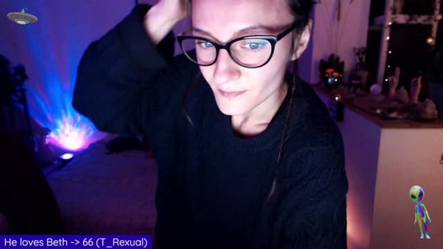 Gallery image thumbnail from Beth_'s myfreecams stream on, 04/19/2023, 23:40 image 7 of 20