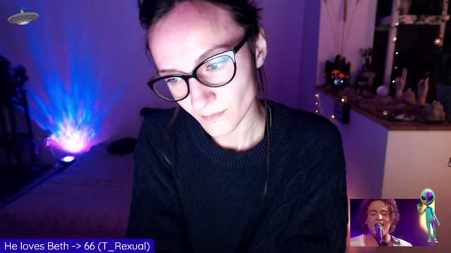 Gallery image thumbnail from Beth_'s myfreecams stream on, 04/19/2023, 23:40 image 9 of 20