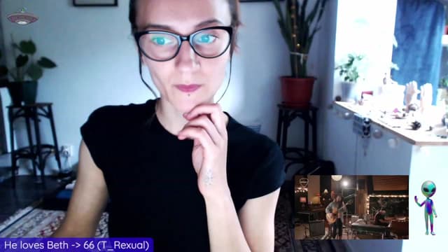 Gallery image thumbnail from Beth_'s myfreecams stream on, 06/14/2023, 16:47 image 8 of 20