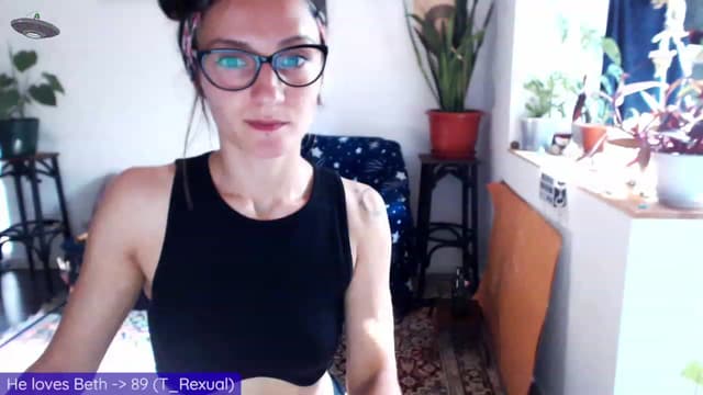 Gallery image thumbnail from Beth_'s myfreecams stream on, 07/24/2023, 15:12 image 11 of 20