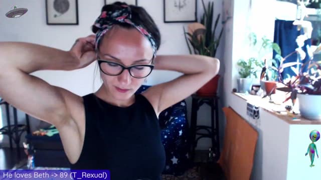 Gallery image thumbnail from Beth_'s myfreecams stream on, 07/24/2023, 15:12 image 14 of 20
