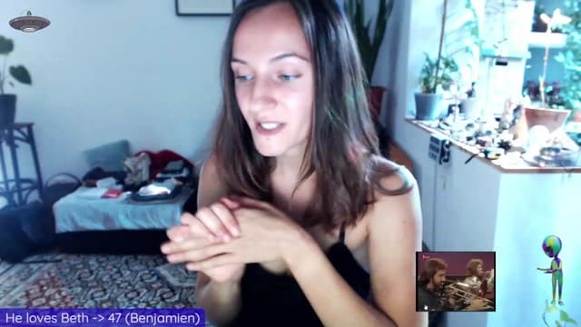 Gallery image thumbnail from Beth_'s myfreecams stream on, 09/18/2023, 14:40 image 6 of 20