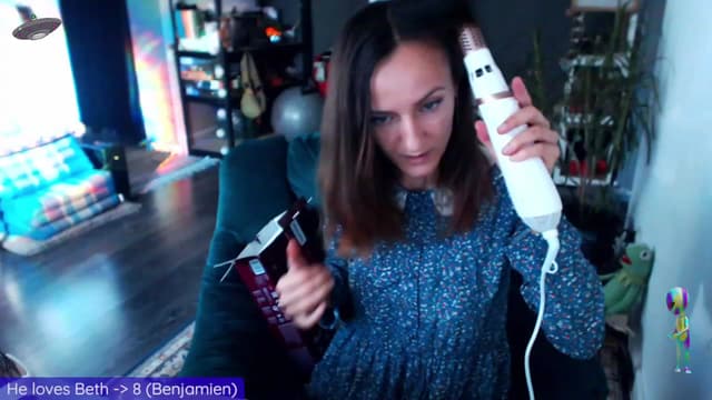Gallery image thumbnail from Beth_'s myfreecams stream on, 10/23/2023, 14:25 image 9 of 20