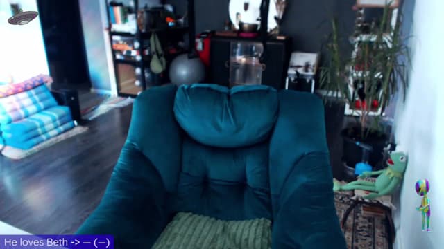Gallery image thumbnail from Beth_'s myfreecams stream on, 10/23/2023, 14:25 image 1 of 20