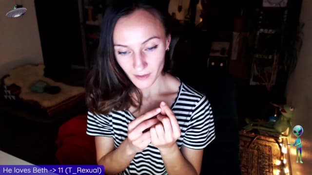 Gallery image thumbnail from Beth_'s myfreecams stream on, 11/27/2023, 15:40 image 2 of 20