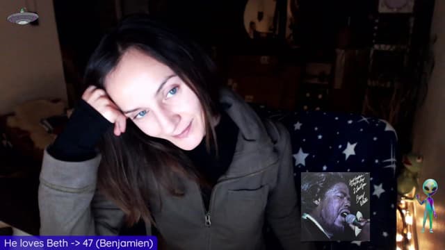 Gallery image thumbnail from Beth_'s myfreecams stream on, 12/08/2023, 16:01 image 11 of 20