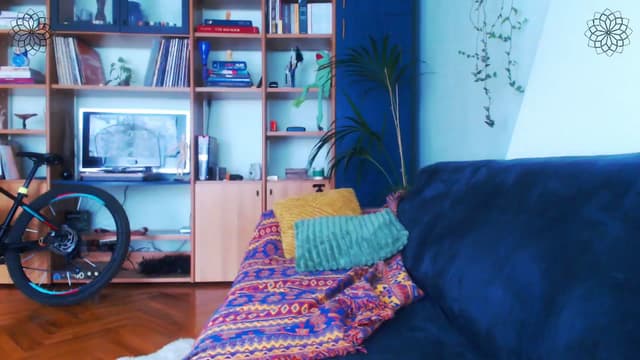 Gallery image thumbnail from Beth_'s myfreecams stream on, 04/25/2024, 14:29 image 6 of 20