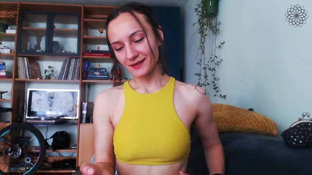 Gallery image thumbnail from Beth_'s myfreecams stream on, 05/06/2024, 13:13 image 7 of 20