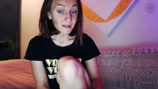 Gallery image thumbnail from Beth_'s myfreecams stream on, 05/20/2024, 22:38 image 7 of 20