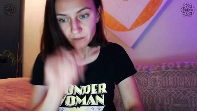 Gallery image thumbnail from Beth_'s myfreecams stream on, 05/20/2024, 22:38 image 8 of 20