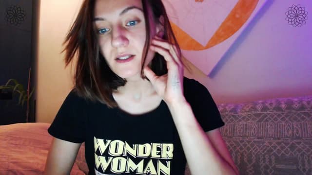 Gallery image thumbnail from Beth_'s myfreecams stream on, 05/20/2024, 22:38 image 11 of 20