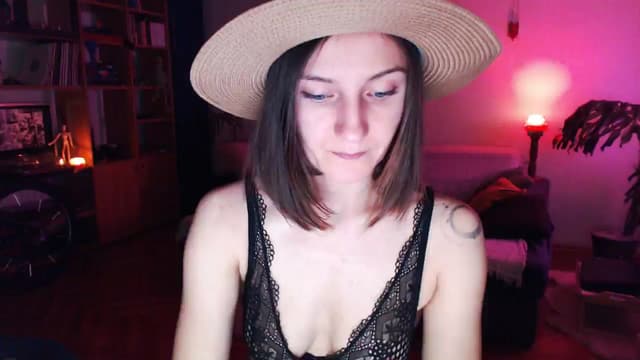Gallery image thumbnail from Beth_'s myfreecams stream on, 05/25/2024, 20:45 image 6 of 20