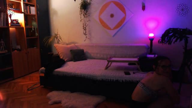 Gallery image thumbnail from Beth_'s myfreecams stream on, 05/29/2024, 23:01 image 2 of 20