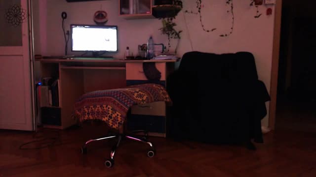 Gallery image thumbnail from Beth_'s myfreecams stream on, 06/01/2024, 21:50 image 7 of 20