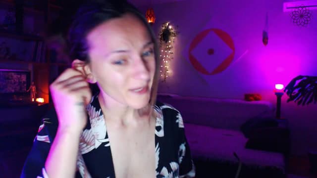 Gallery image thumbnail from Beth_'s myfreecams stream on, 06/04/2024, 22:29 image 3 of 20
