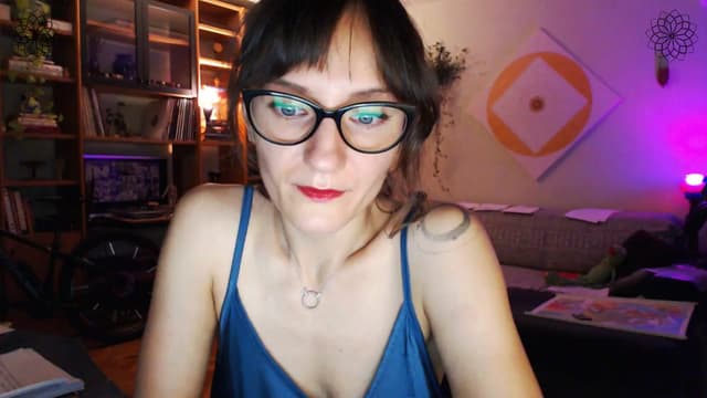Gallery image thumbnail from Beth_'s myfreecams stream on, 06/28/2024, 22:16 image 18 of 20