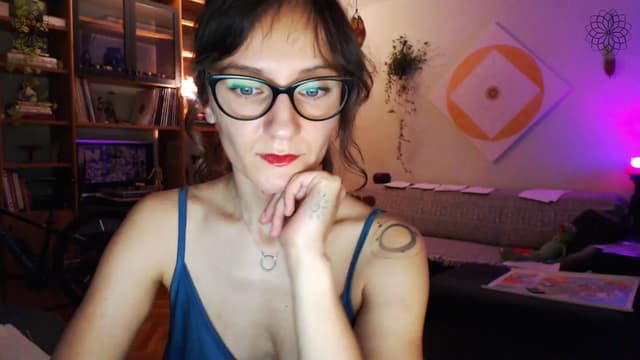 Gallery image thumbnail from Beth_'s myfreecams stream on, 06/28/2024, 22:16 image 6 of 20