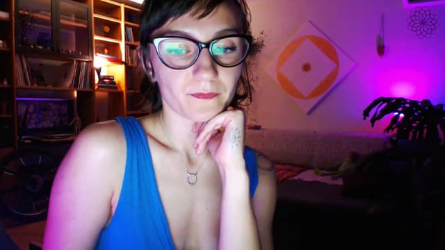 Gallery image thumbnail from Beth_'s myfreecams stream on, 07/08/2024, 21:43 image 20 of 20