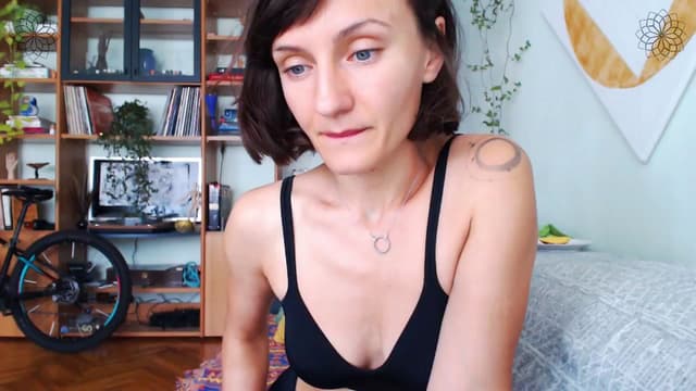 Gallery image thumbnail from Beth_'s myfreecams stream on, 07/21/2024, 16:20 image 5 of 20