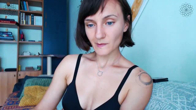 Gallery image thumbnail from Beth_'s myfreecams stream on, 07/21/2024, 16:20 image 14 of 20