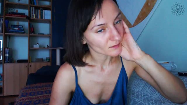 Gallery image thumbnail from Beth_'s myfreecams stream on, 07/25/2024, 17:54 image 9 of 20