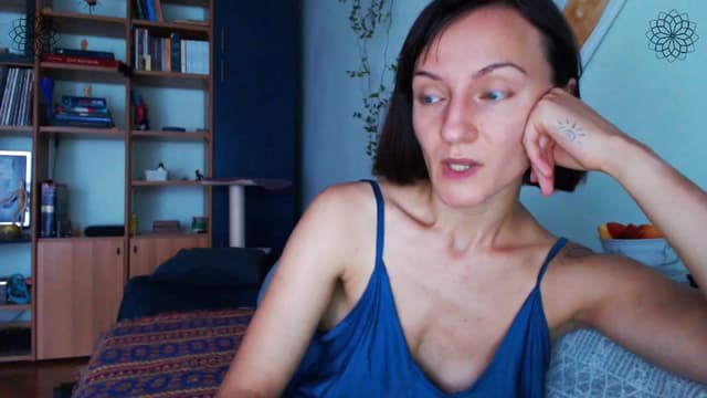 Gallery image thumbnail from Beth_'s myfreecams stream on, 07/25/2024, 17:54 image 3 of 20
