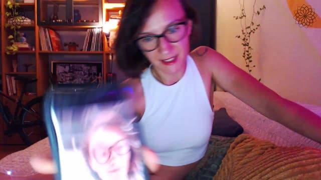Gallery image thumbnail from Beth_'s myfreecams stream on, 07/27/2024, 21:21 image 4 of 20