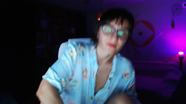 Gallery image thumbnail from Beth_'s myfreecams stream on, 08/08/2024, 22:19 image 12 of 20