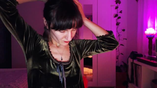 Gallery image thumbnail from Beth_'s myfreecams stream on, 01/19/2025, 19:13 image 3 of 20