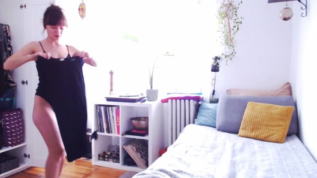 Gallery image thumbnail from Beth_'s myfreecams stream on, 02/14/2025, 12:31 image 16 of 20