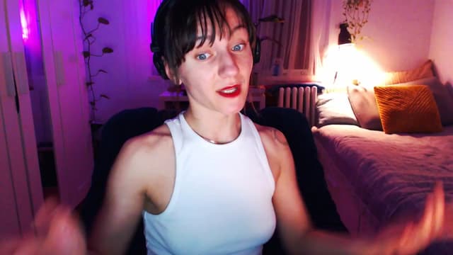 Gallery image thumbnail from Beth_'s myfreecams stream on, 03/03/2025, 23:44 image 5 of 20