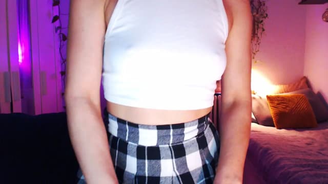 Gallery image thumbnail from Beth_'s myfreecams stream on, 03/03/2025, 23:44 image 19 of 20