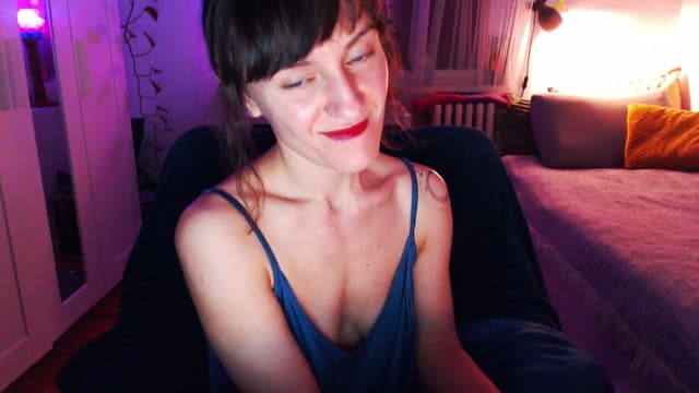 Gallery image thumbnail from Beth_'s myfreecams stream on, 03/20/2025, 23:30 image 12 of 20