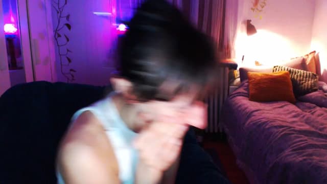Gallery image thumbnail from Beth_'s myfreecams stream on, 03/27/2025, 23:56 image 20 of 20