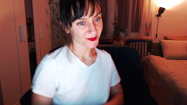 Gallery image thumbnail from Beth_'s myfreecams stream on, 04/06/2025, 19:18 image 3 of 20