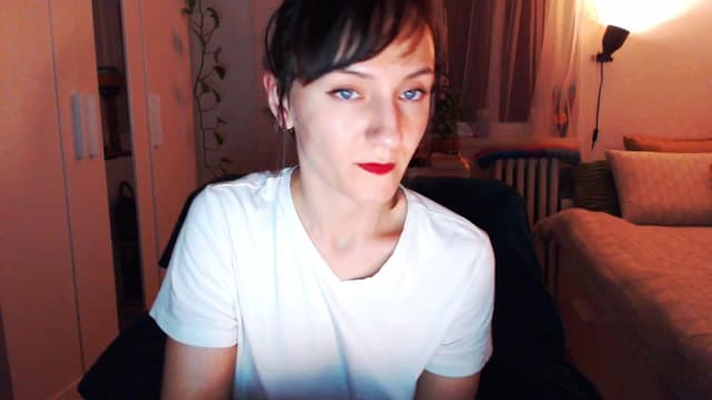 Gallery image thumbnail from Beth_'s myfreecams stream on, 04/06/2025, 19:18 image 18 of 20