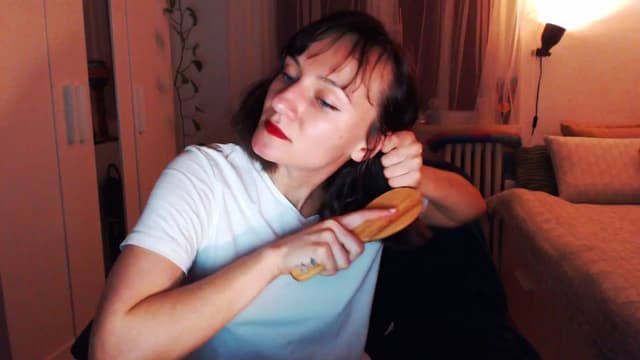Gallery image thumbnail from Beth_'s myfreecams stream on, 04/06/2025, 19:18 image 11 of 20