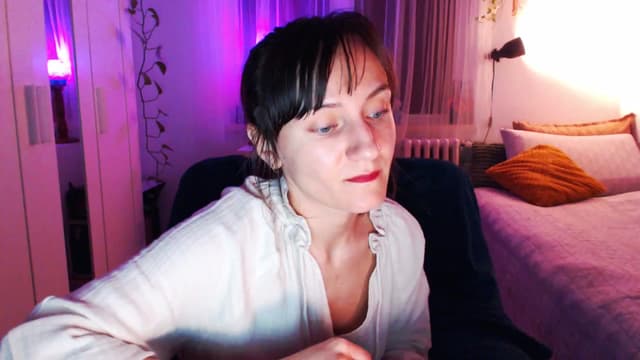 Gallery image thumbnail from Beth_'s myfreecams stream on, 04/12/2025, 20:49 image 15 of 20