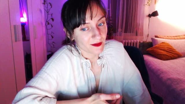 Gallery image thumbnail from Beth_'s myfreecams stream on, 04/12/2025, 20:49 image 10 of 20