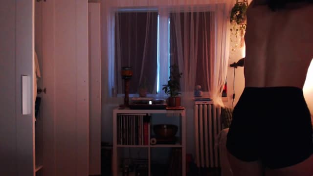 Gallery image thumbnail from Beth_'s myfreecams stream on, 05/28/2025, 18:05 image 15 of 20
