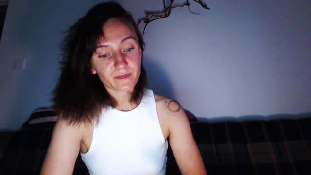 Gallery image thumbnail from Beth_'s myfreecams stream on, 06/23/2025, 18:57 image 1 of 20