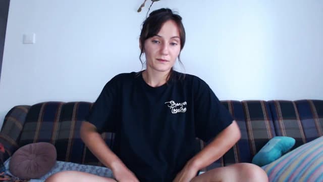 Gallery image thumbnail from Beth_'s myfreecams stream on, 07/27/2025, 16:31 image 17 of 20