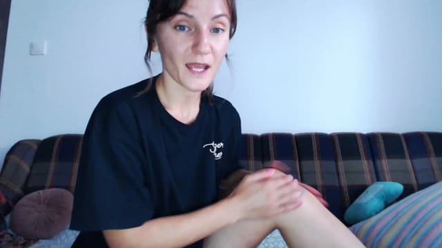 Gallery image thumbnail from Beth_'s myfreecams stream on, 07/27/2025, 16:31 image 4 of 20