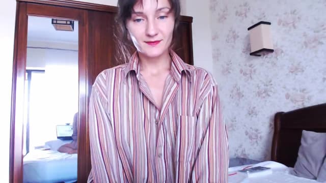 Gallery image thumbnail from Beth_'s myfreecams stream on, 08/03/2025, 14:05 image 16 of 20