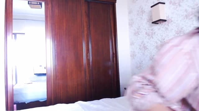 Gallery image thumbnail from Beth_'s myfreecams stream on, 08/03/2025, 14:05 image 4 of 20