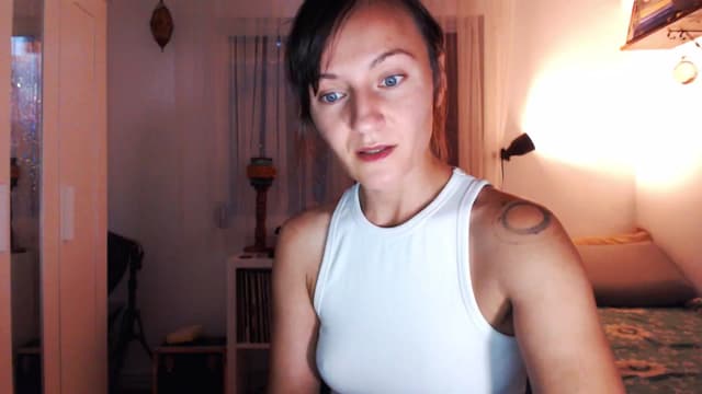 Gallery image thumbnail from Beth_'s myfreecams stream on, 08/07/2025, 18:39 image 15 of 20